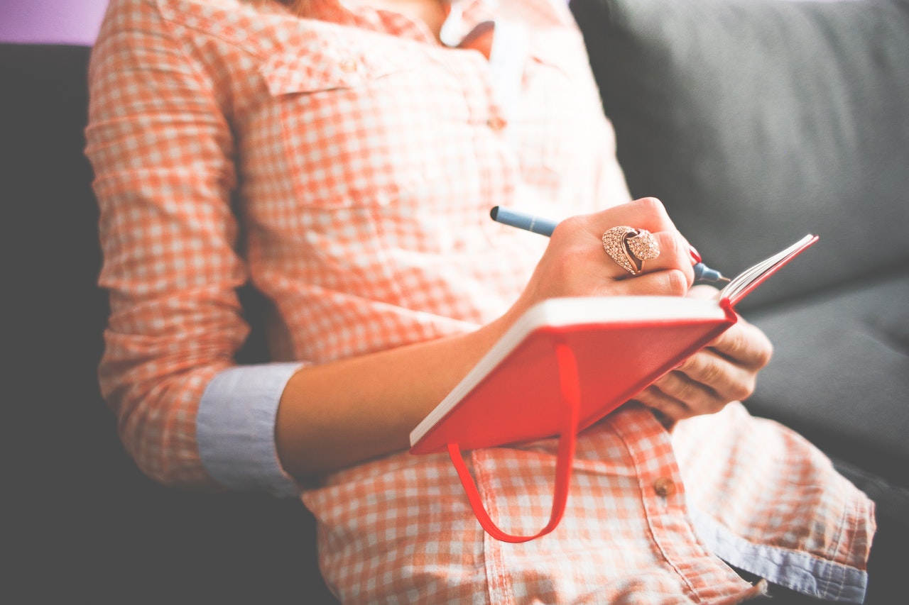 How Can Journaling Improve Psychological Resilience?