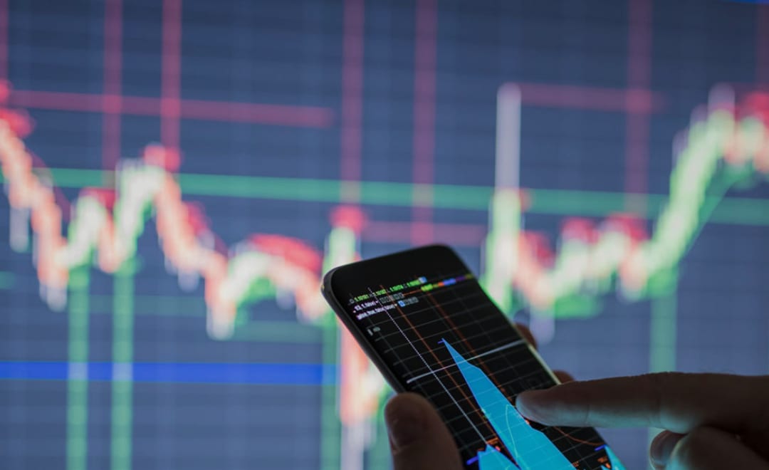 Are There Legal Restrictions on Day Trading Stocks?