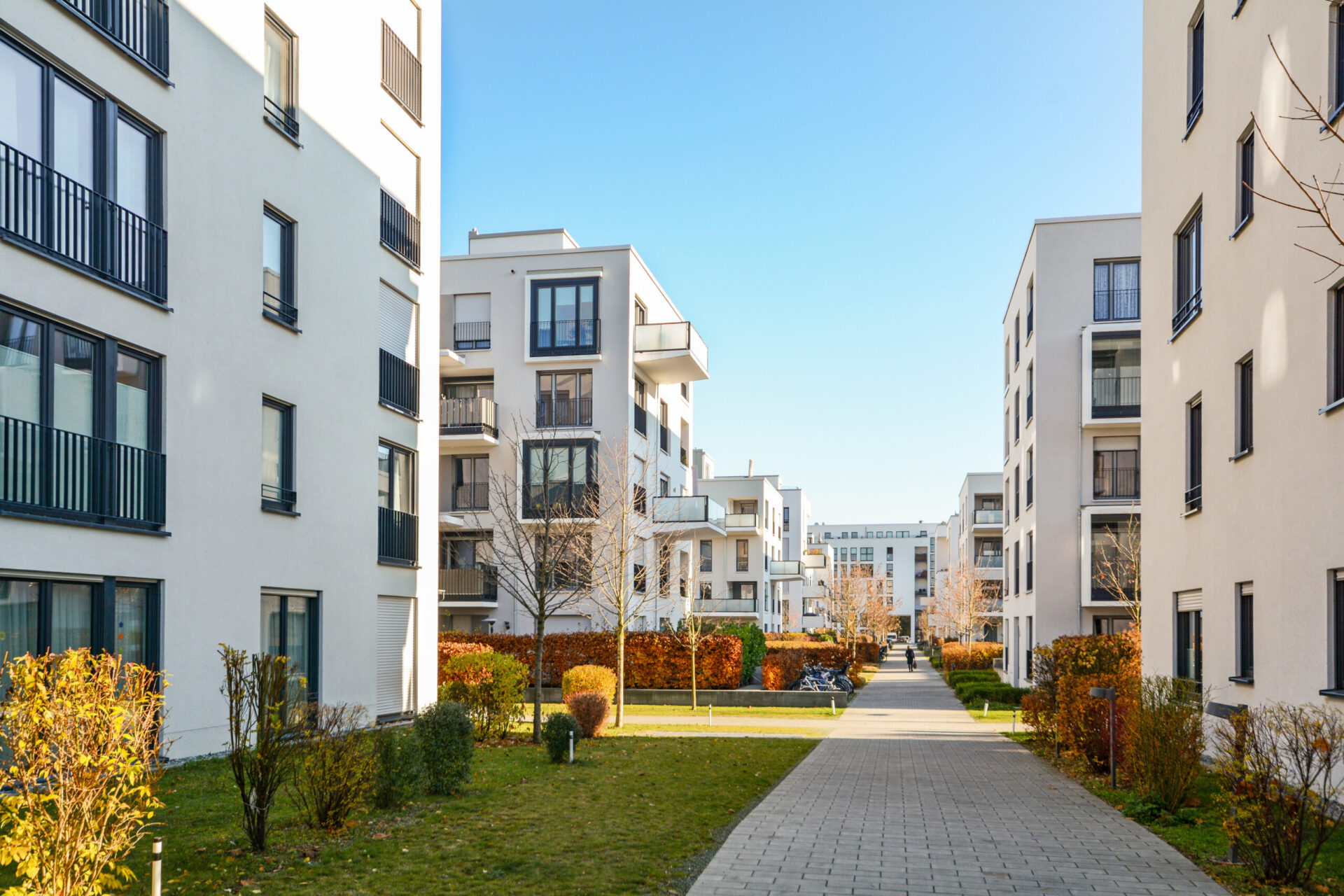 What Are the Risks of Breaching Broker Regulations?